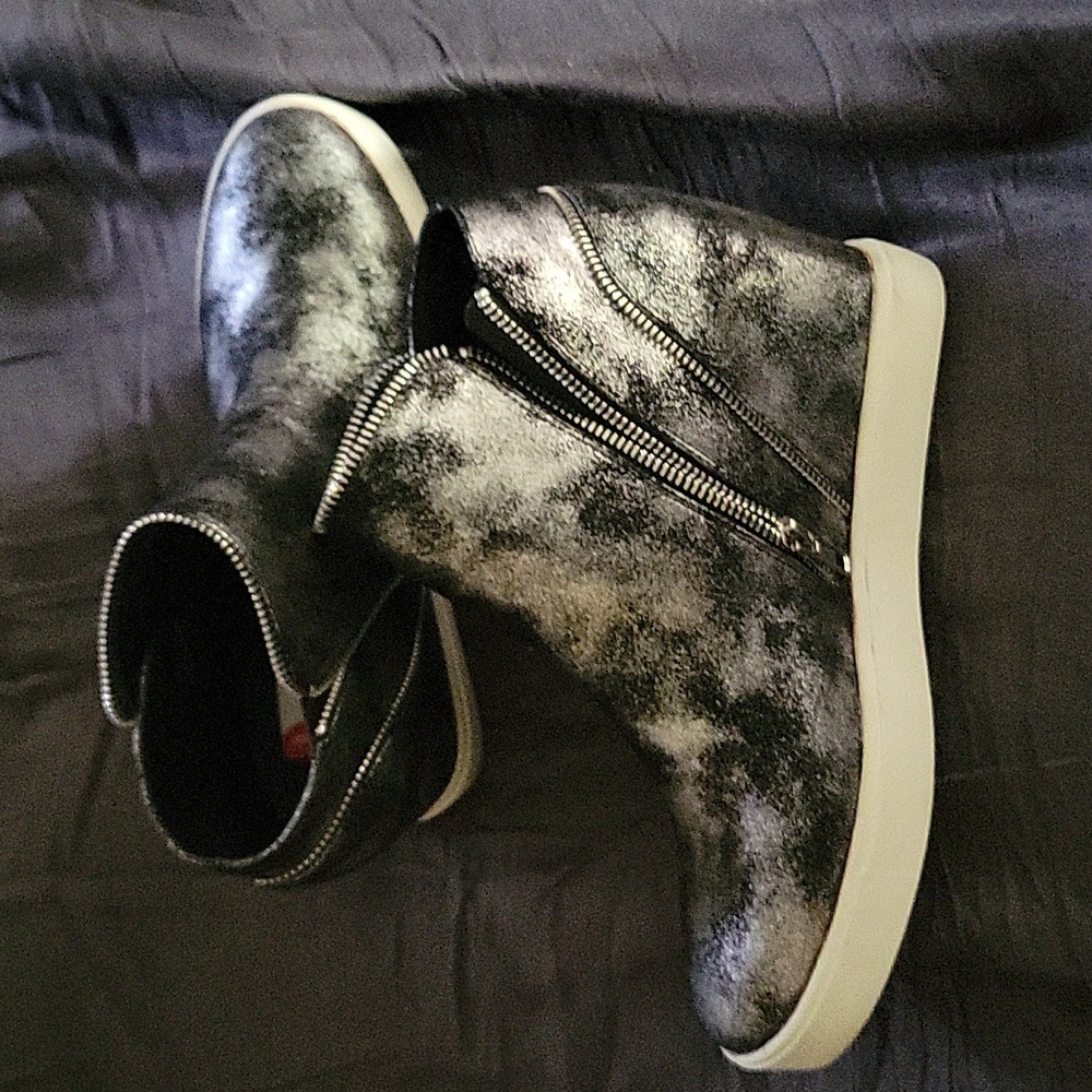 Silver Distressed Metallic Heeled Moto Zipper Detail Hi-Top Sneakers - Picture 3 of 5